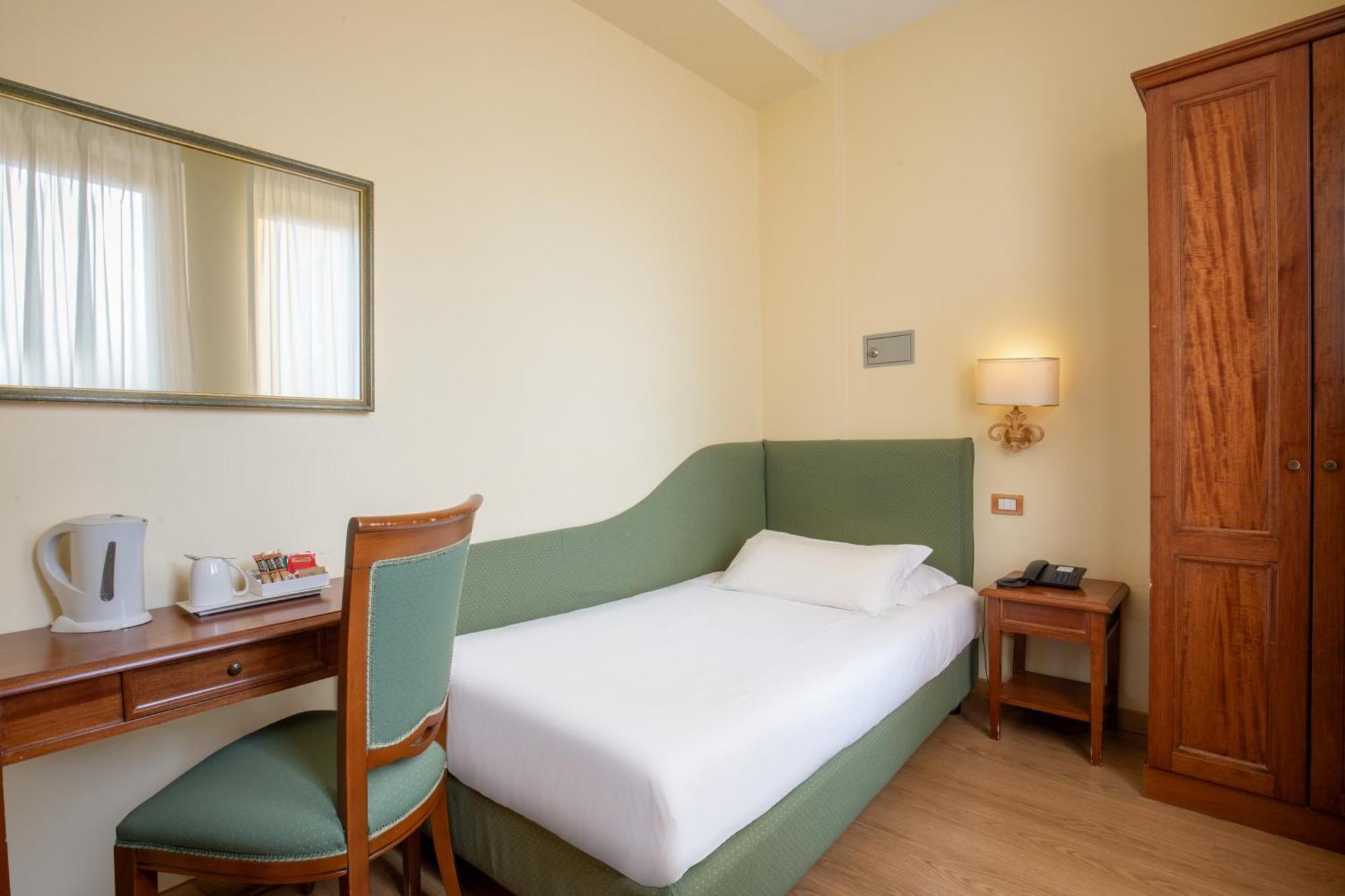 Hotel Colosseum Roma Ngoại thất bức ảnh